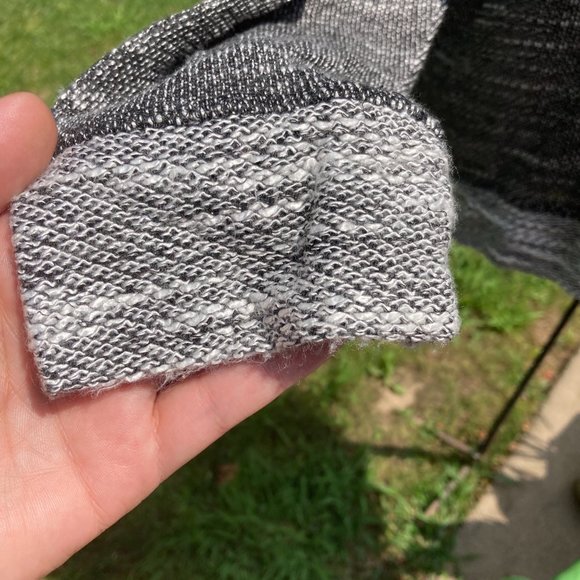 Extra Touch - 2x Grey top with hood - NWT - Picture 3 of 11